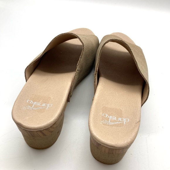 Dansko Maci Taupe Textured Beige Leather Sandals - Picture 6 of 16